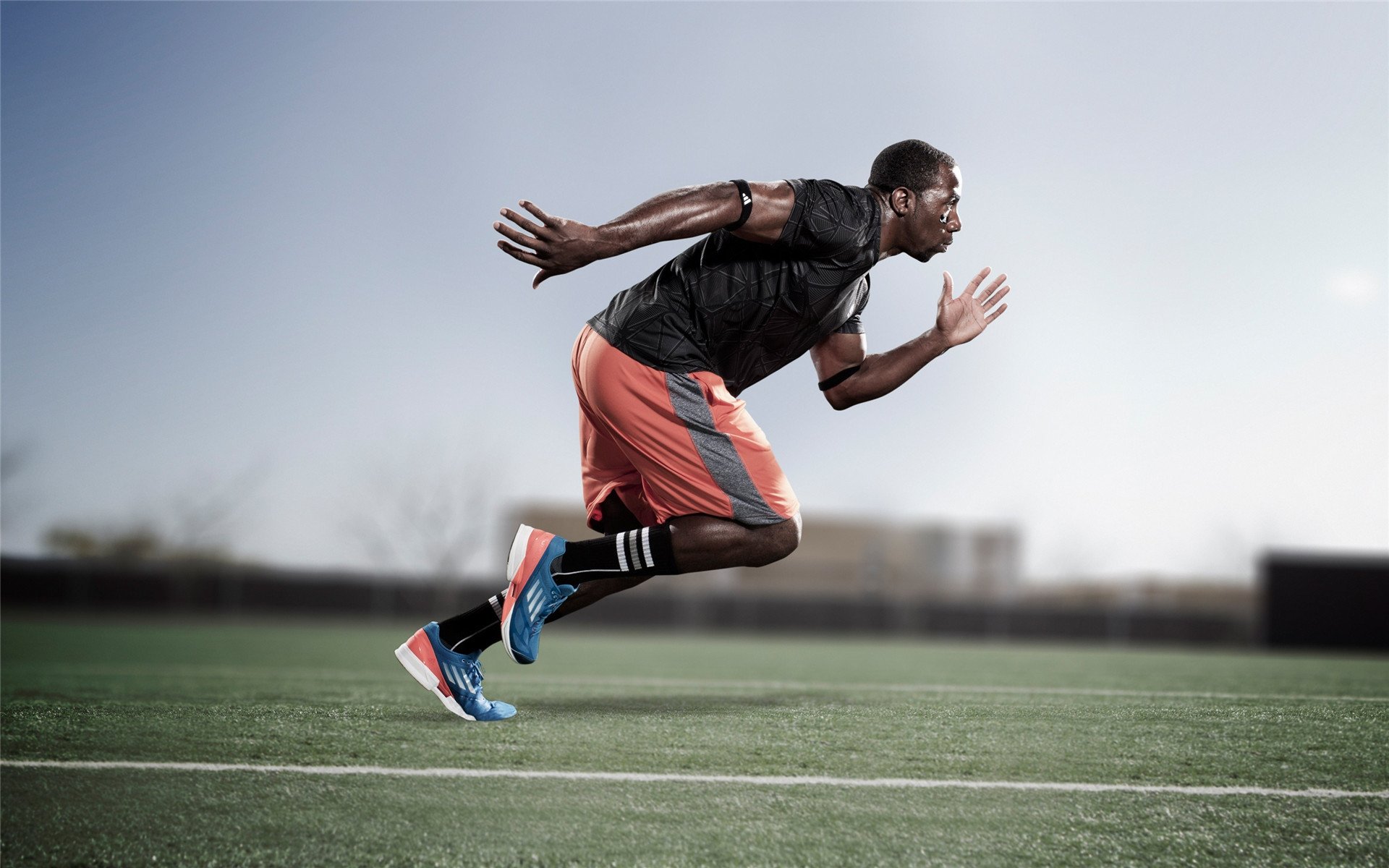 冰岛血拼曼联，凯恩末节接管比赛