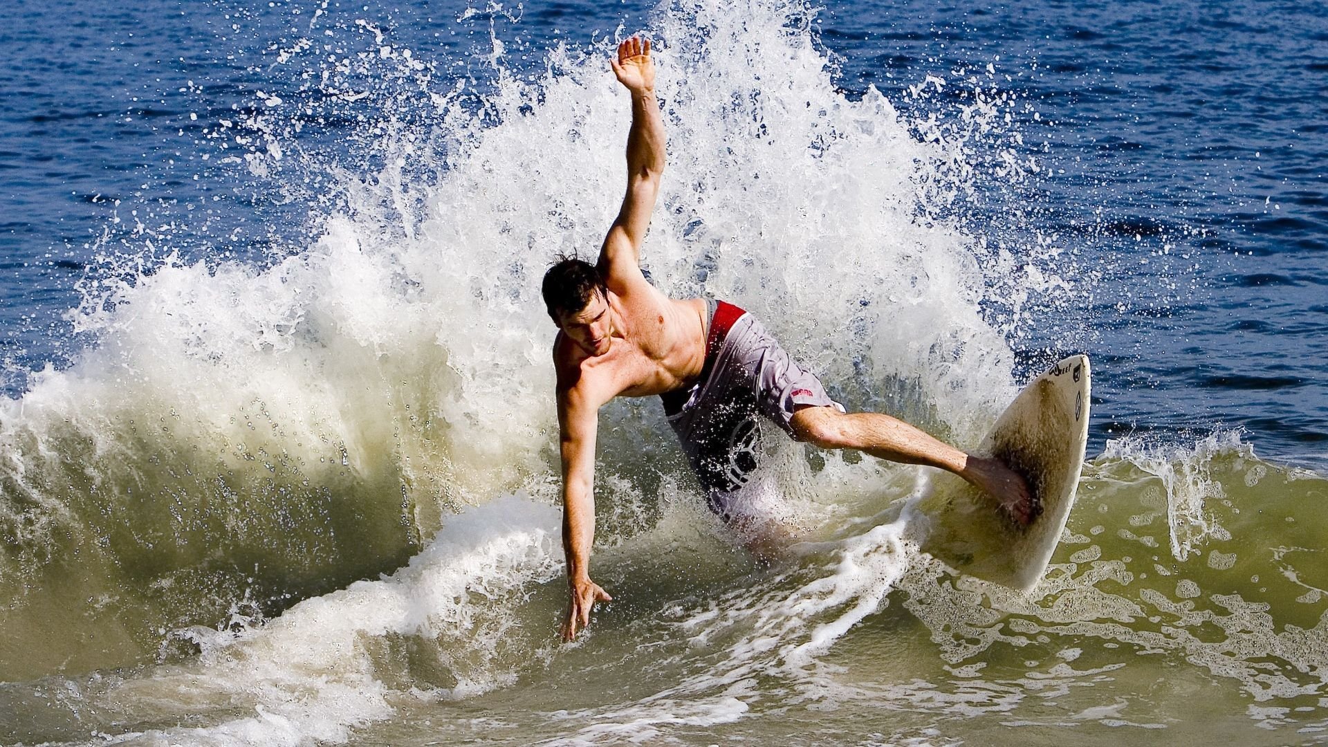 福克斯独舞江南岸，广厦对阵浙江，一人改写德比剧本